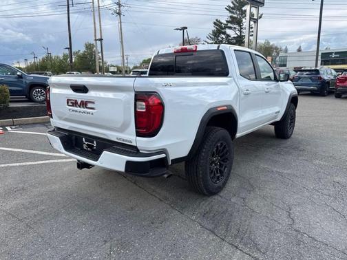 Summit White 2026 GMC Canyon Elevation