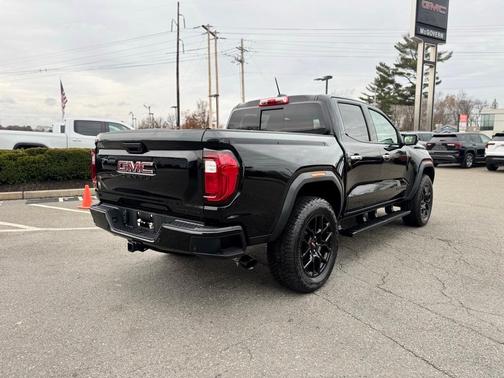 2025 GMC Canyon Denali