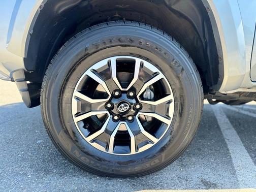2022 Toyota Tacoma TRD Sport