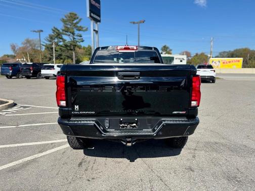 2024 Chevrolet Colorado ZR2