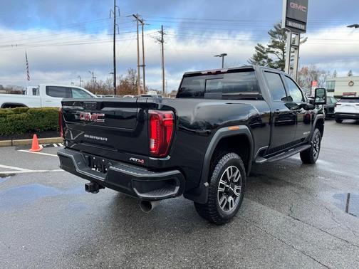 2022 GMC Sierra 2500 AT4