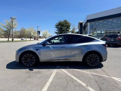 Quicksilver 2024 Tesla Model Y Performance