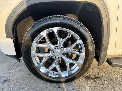 White Frost Tri-Coat 2020 GMC Sierra 1500 Denali