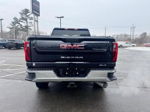 2025 GMC Sierra 2500 SLT