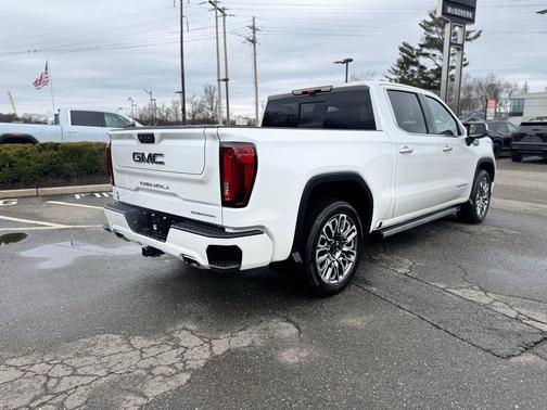 White Frost Tri-Coat 2025 GMC Sierra 1500 Denali Ultimate