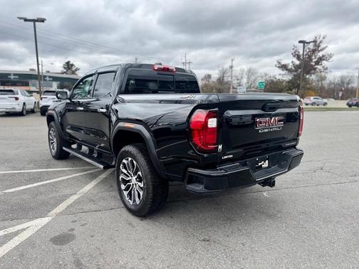 2024 GMC Canyon Denali