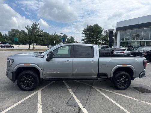 2025 GMC Sierra 2500 AT4