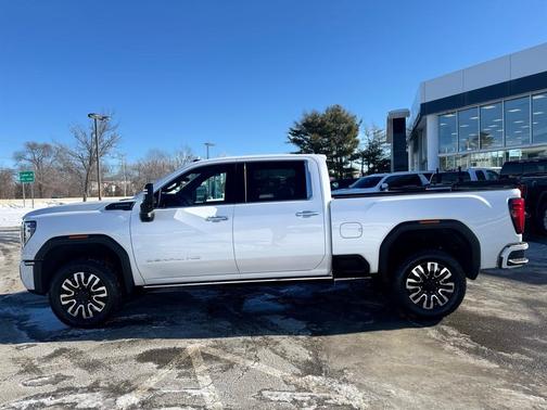 2024 GMC Sierra 3500 Denali Ultimate