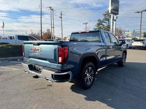 2024 GMC Sierra 1500 SLE