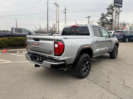 2025 GMC Canyon Elevation