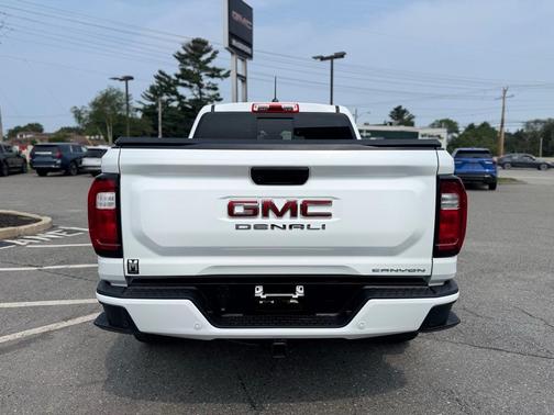 2023 GMC Canyon Denali