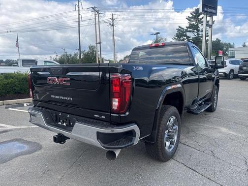 2025 GMC Sierra 2500 SLE