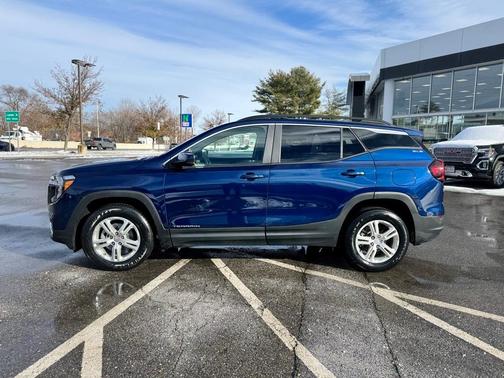 2022 GMC Terrain SLE