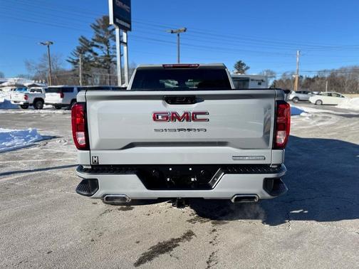 2024 GMC Sierra 1500 Elevation