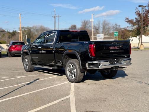 2026 GMC Sierra 2500 SLT