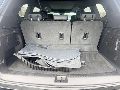 Ebony Twilight Metallic 2025 GMC Acadia Denali