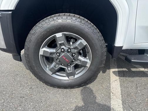 2025 GMC Sierra 2500 SLE