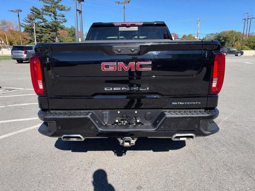 Onyx Black 2024 GMC Sierra 1500 Denali