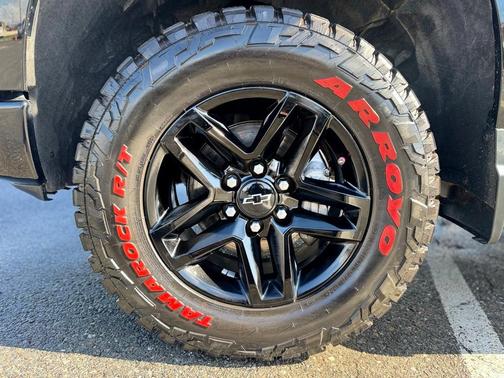 2023 Chevrolet Silverado 1500 Custom Trail Boss