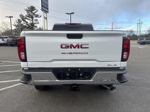2026 GMC Sierra 2500 SLE