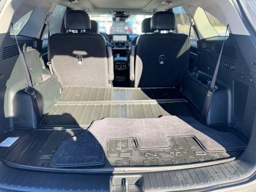 Gray 2023 Kia Sorento X-Line EX