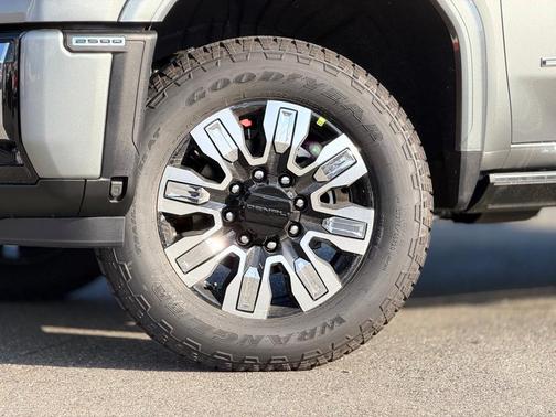 2026 GMC Sierra 2500 Denali