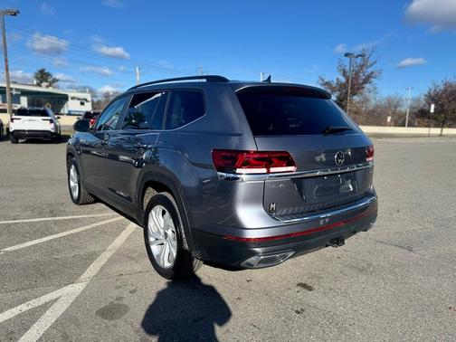 2023 Volkswagen Atlas 3.6L SE w/Technology