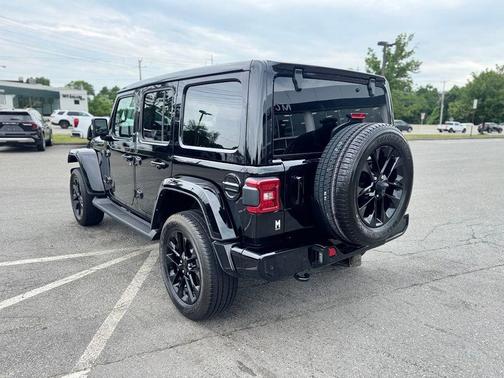 Black 2022 Jeep Wrangler Unlimited Sahara