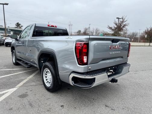 2025 GMC Sierra 1500 Pro
