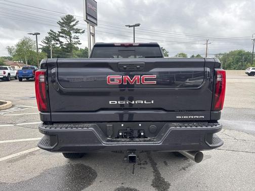 2025 GMC Sierra 2500 Denali