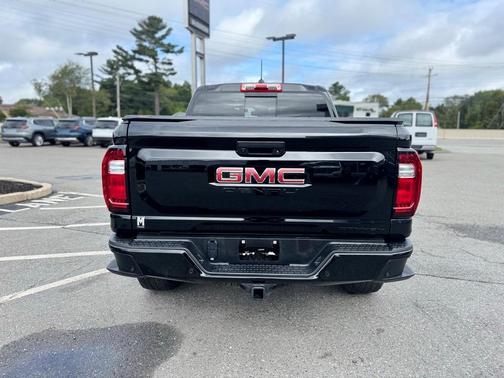 2023 GMC Canyon Denali