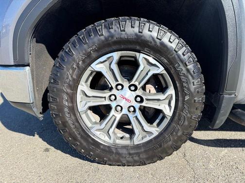 Satin Steel Metallic 2021 GMC Sierra 1500 SLE