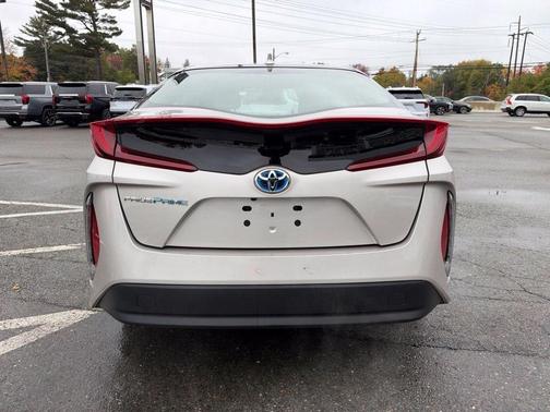 Silver 2021 Toyota Prius Prime LE