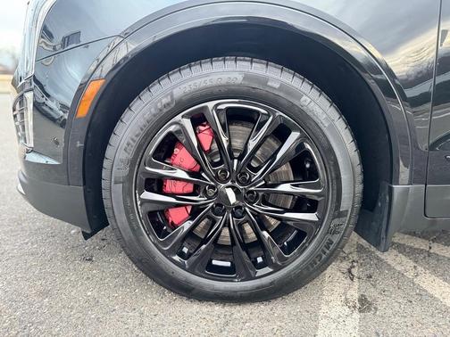 2022 Cadillac XT5 Sport