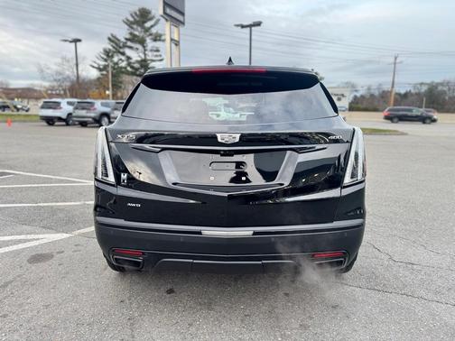 2022 Cadillac XT5 Sport