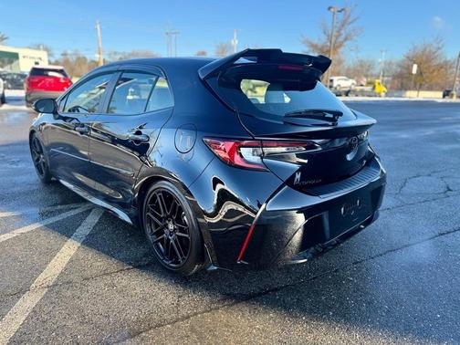 2024 Toyota Corolla Hatchback SE
