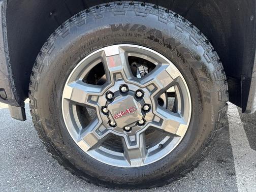 2025 GMC Sierra 2500 SLE
