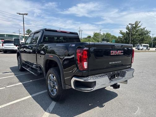 2025 GMC Sierra 2500 SLE