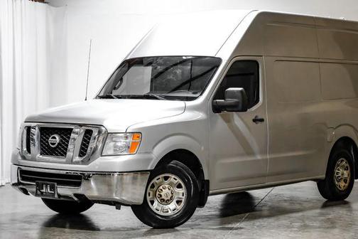 2013 Nissan NV Cargo NV3500 HD S V8