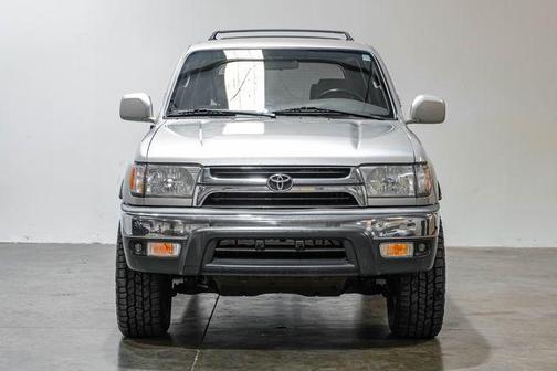 2002 Toyota 4Runner SR5