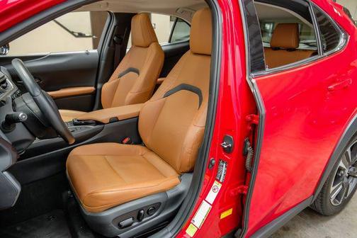 2019 Lexus UX 200 Luxury