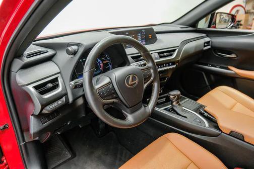 2019 Lexus UX 200 Luxury