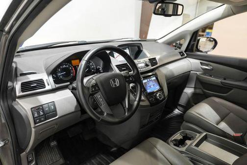 Modern Steel Metallic 2017 Honda Odyssey Touring Elite