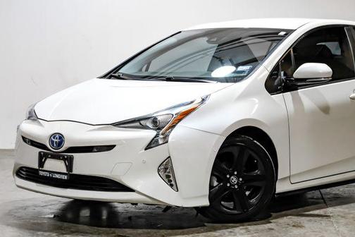 2018 Toyota Prius Three Touring