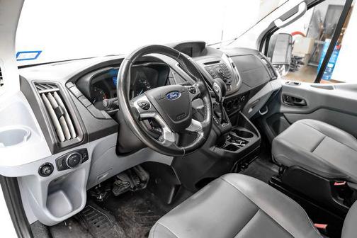 2017 Ford Transit-250 Base