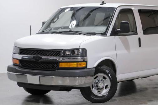 2016 Chevrolet Express 3500 LT
