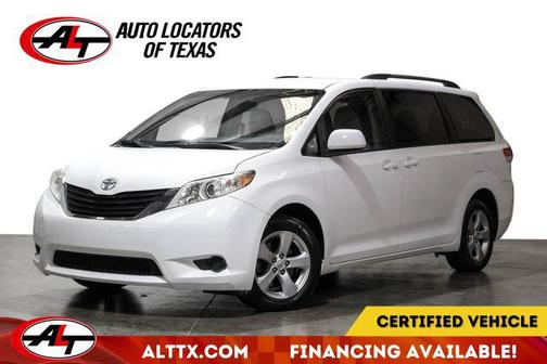 White 2011 Toyota Sienna LE