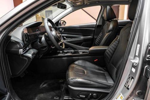Gray 2023 Hyundai ELANTRA Limited