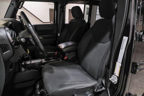 2016 Jeep Wrangler Unlimited Black Bear
