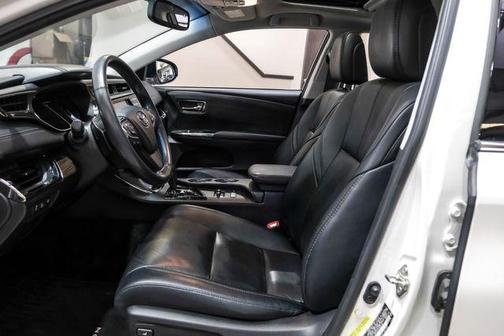 White 2014 Toyota Avalon Limited